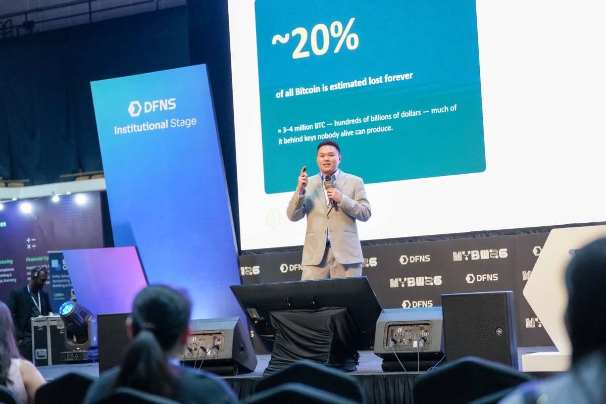 Tan Ji Sheng presenting on digital-asset succession at the DFNS Institutional Stage, Malaysia Blockchain Week 2026